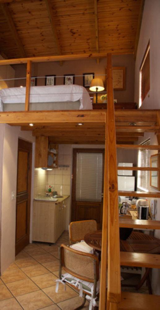 Theebos Apartment Strand Exterior photo